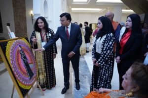 باهي قصر عجمان يحتضن معرض فني تحت عنوان "تسلمي الإمارات" بمناسبة العيد الوطني الـ53 للإمارات