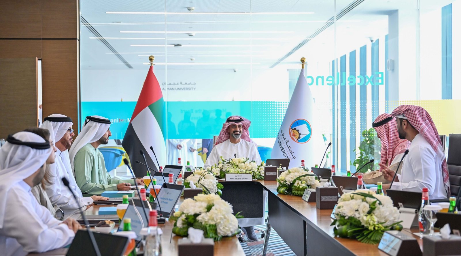 عمار بن حميد يترأس اجتماع مجلس أمناء جامعة عجمان