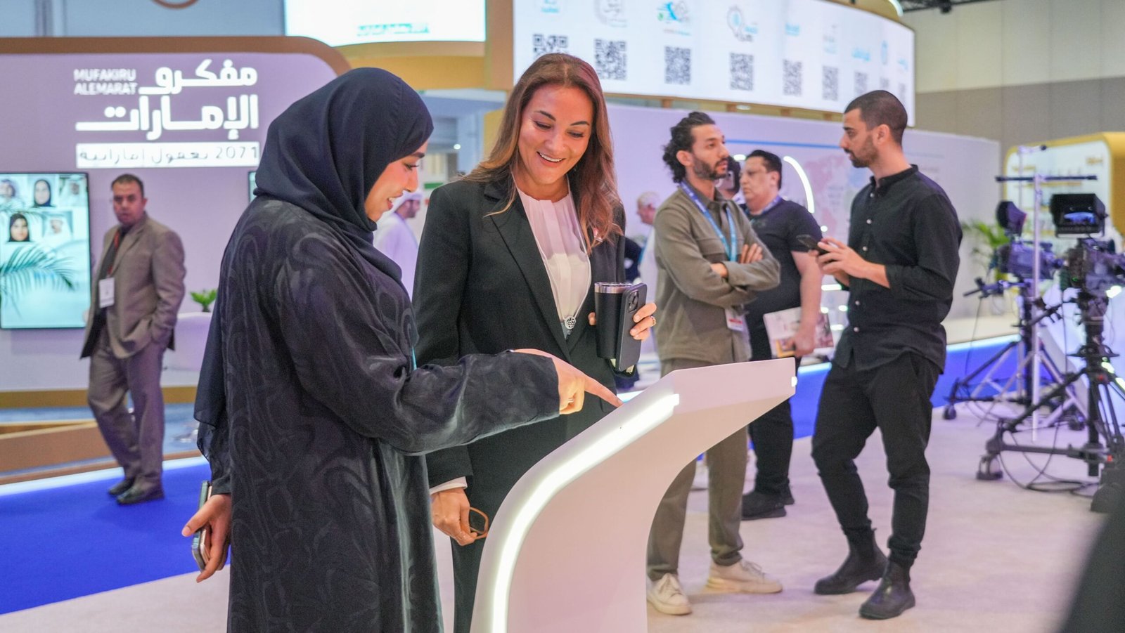 جناح رأس الخيمة يستقطب زوار الكونغرس العالمي للإعلام 2024 1 جناح رأس الخيمة يستقطب زوار الكونغرس العالمي للإعلام 2024