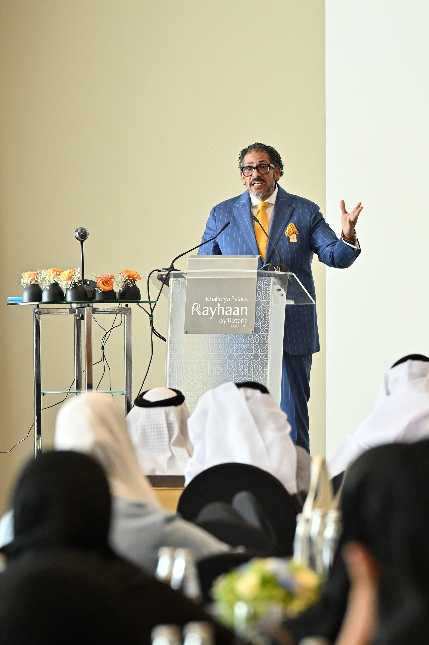 خليفة بن محمد: المجتمع المتماسك أفضل ظاهرة إنسانية لنبذ العنف والإرهاب