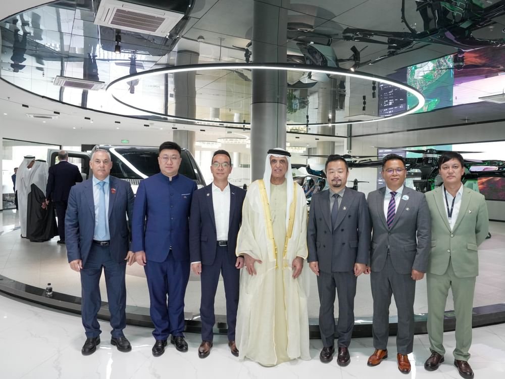 حاكم رأس الخيمة يزور شركات رائدة في قوانغدونغ الصينية 1 حاكم رأس الخيمة يزور شركات رائدة في قوانغدونغ الصينية