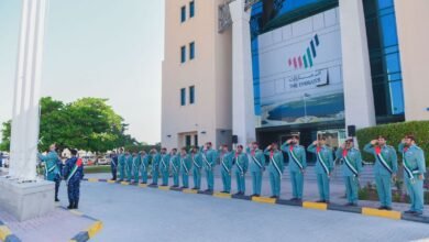 شرطة رأس الخيمة تحتفي بيوم العلم