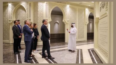 وفد تركي يطلع على تجربة مجمع القرآن المتحفية بالشارقة