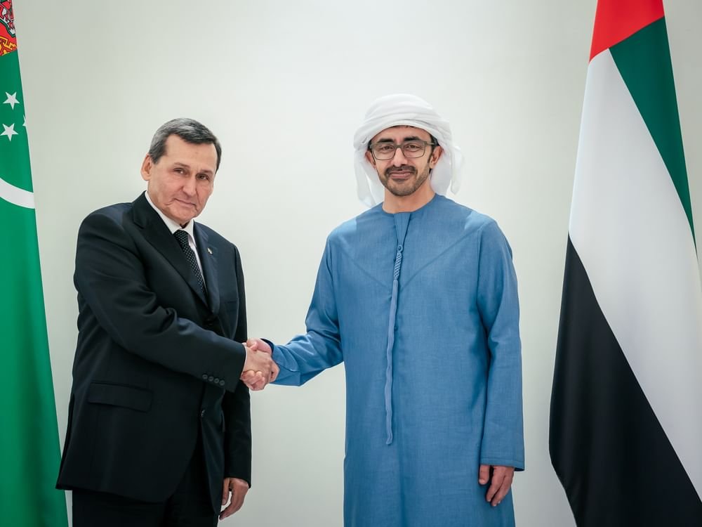 عبدالله بن زايد يستقبل نائب رئيس مجلس الوزراء وزير خارجية تركمانستان
