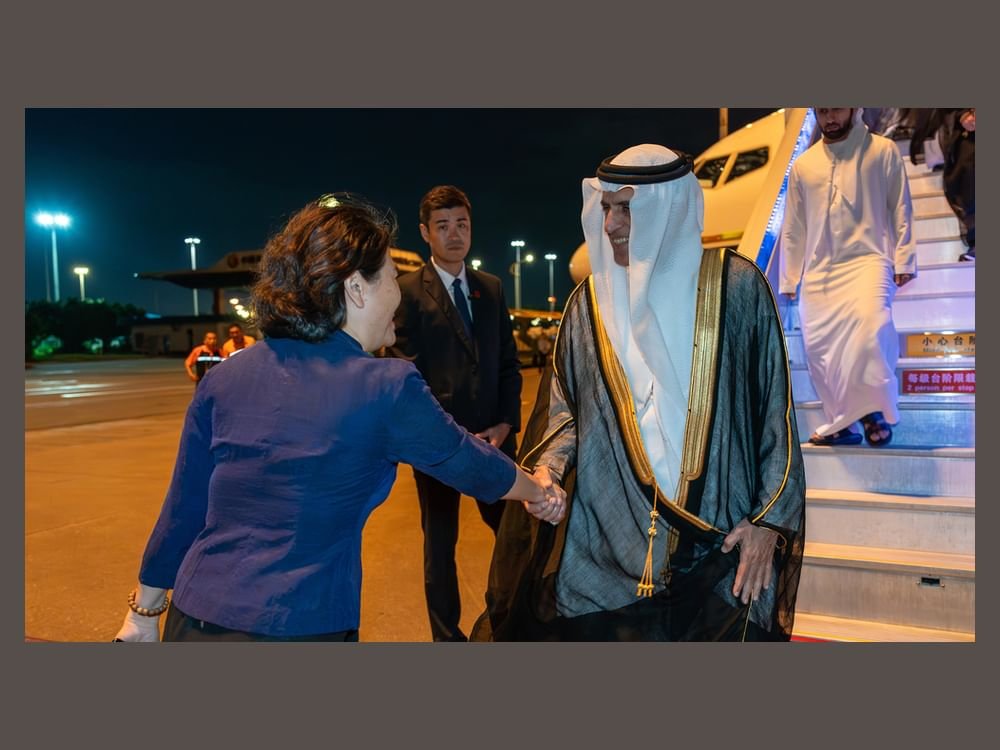 حاكم رأس الخيمة يصل إلى قوانغدونغ الصينية في زيارة تستغرق 4 أيام 1 حاكم رأس الخيمة يصل إلى قوانغدونغ الصينية في زيارة تستغرق 4 أيام