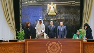 الإمارات ومصر توقعان مذكرات تفاهم استراتيجية في مجالات التصنيع والطاقة المتجددة وتطوير منطقة صناعية شرق بورسعيد