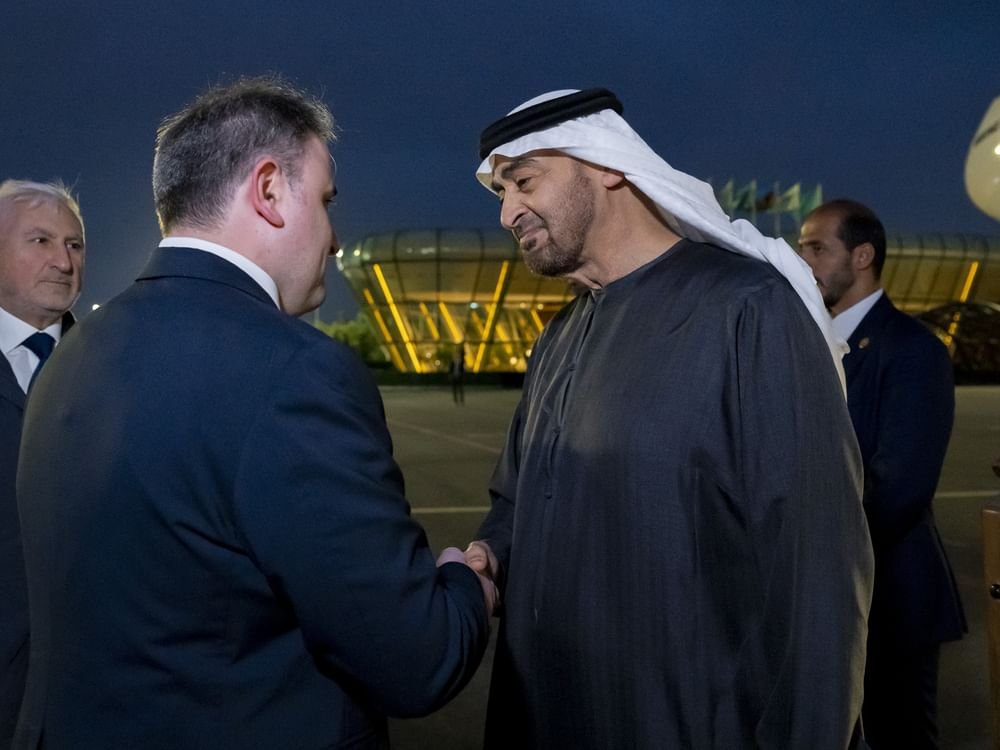 رئيس الدولة يصل أذربيجان للمشاركة في مؤتمر "كوب 29"