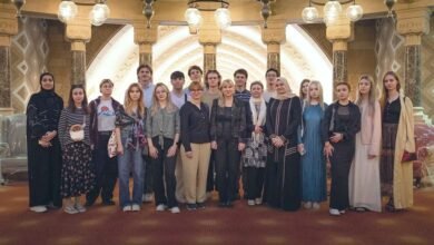 مجمع اللّغة العربيّة بالشّارقة يحتفي بتخريج 16 طالبًا بولنديًّا