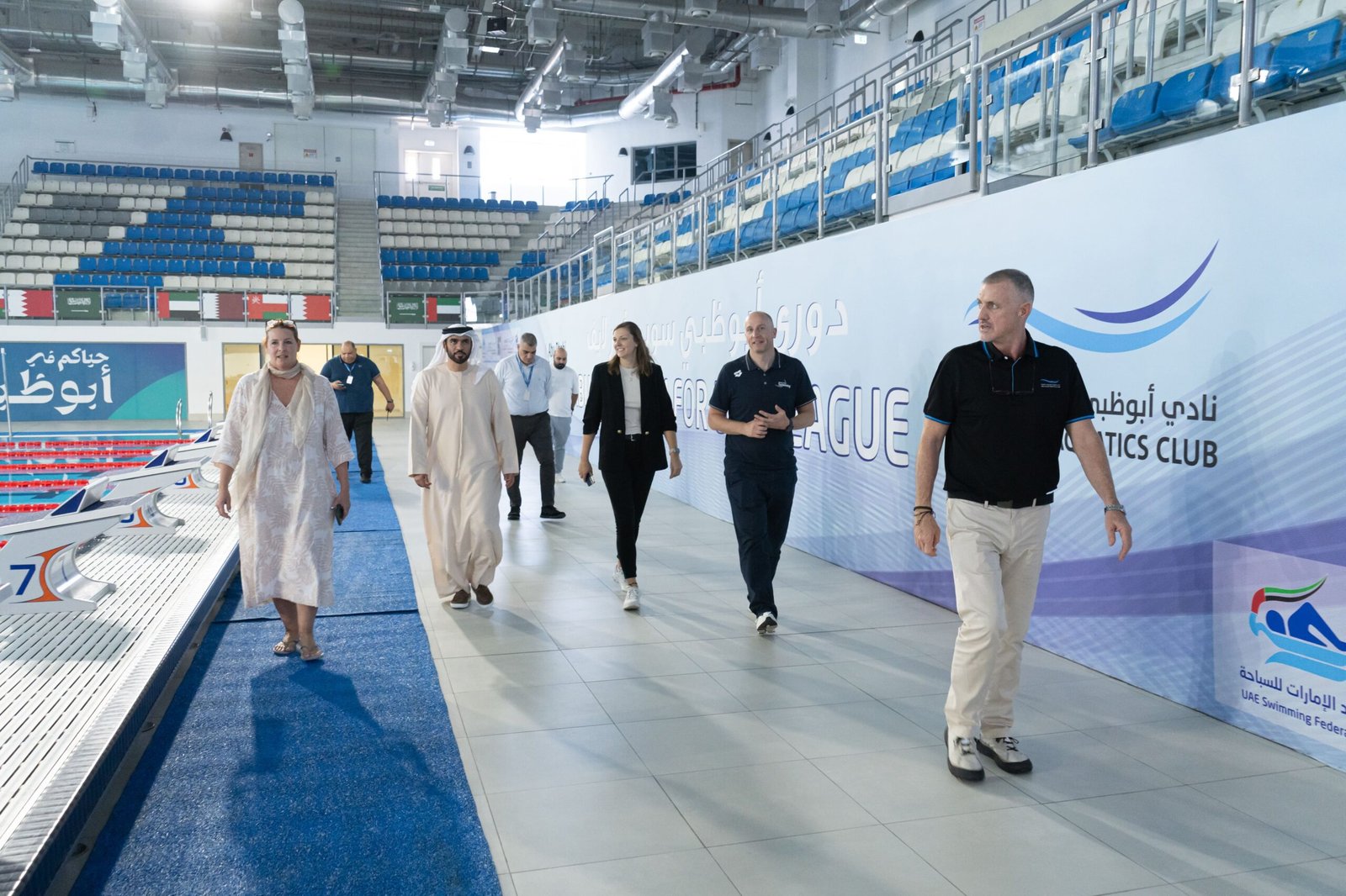وفد الاتحاد الدولي للسباحة البارالمبية يزور نادي أبوظبي للرياضات المائية
