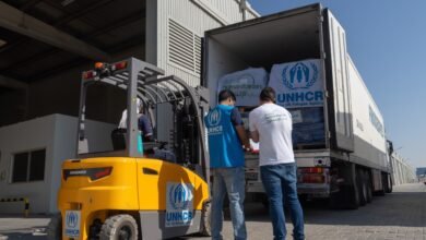 بتوجيهات محمد بن راشد.. "دبي الإنسانية" تنقل 192طنا من المساعدات لدعم الشعب اللبناني