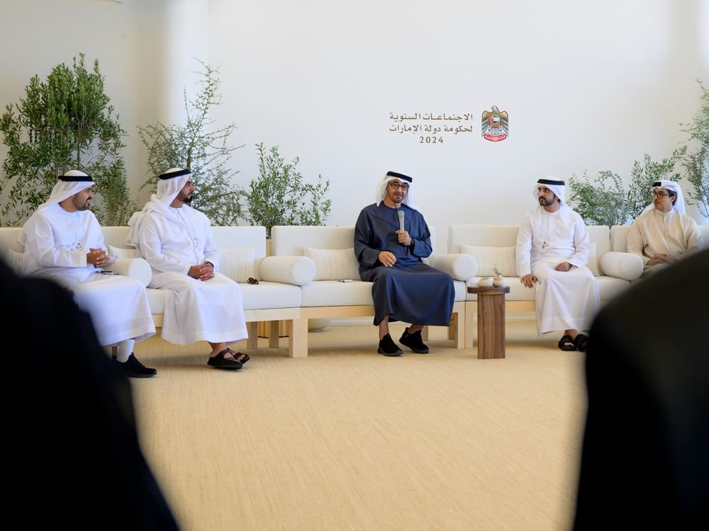 رئيس الدولة يشهد جانباً من الاجتماعات السنوية لحكومة الإمارات في دورتها 2024
