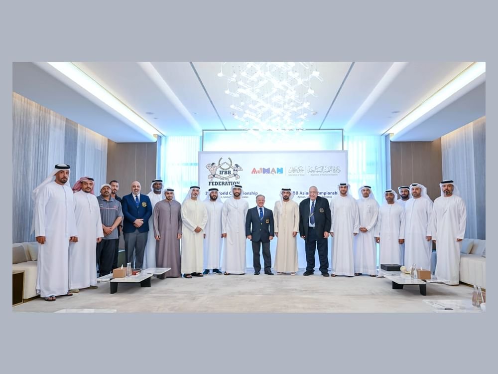 عبدالعزيز بن حميد يوقع اتفاقيتي استضافة عجمان بطولتي "آسيا 2025"و"العالم 2026" لبناء الأجسام