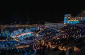 أصالة الفن وحب الوطن يزينان مدرج خورفكان بأمسية استثنائية بمشاركة ميحد حمد ومطرف المطرف