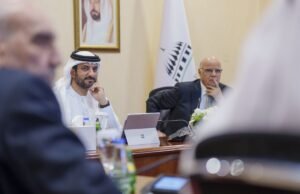 سلطان بن أحمد القاسمي يتابع المشروعات البحثية في جامعة الشارقة