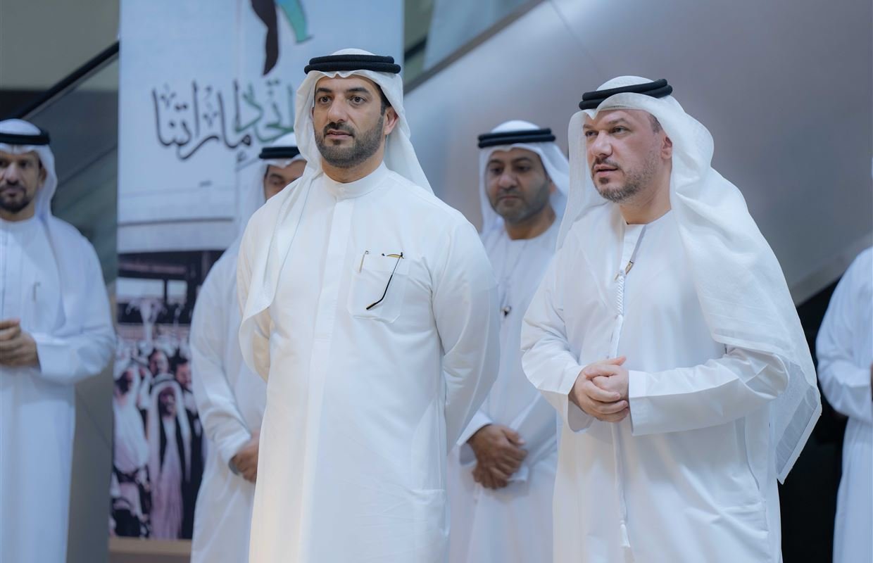 سلطان بن أحمد القاسمي يزور دار القضاء في مدينة الشارقة