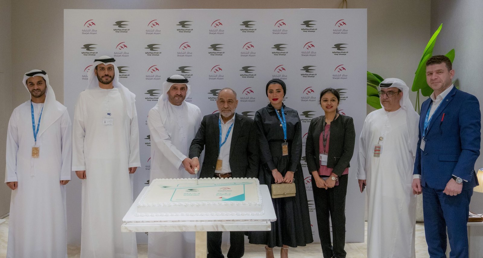 مطار الشارقة يحتفي بتدشين أولى رحلات الخطوط الجوية العراقية 1 مطار الشارقة يحتفي بتدشين أولى رحلات الخطوط الجوية العراقية