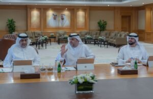 سلطان بن أحمد القاسمي يستقبل وفد محاكم مركز دبي المالي العالمي