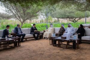 سعود بن صقر يستقبل سفير جمهورية أوزبكستان