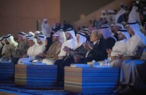 حاكم الشارقة يشهد انطلاق فعاليات الدورة الثامنة من مهرجان المسرح الصحراوي