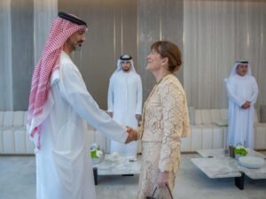 ولي عهد عجمان يستقبل سفيرة إيرلندا لدى الدولة