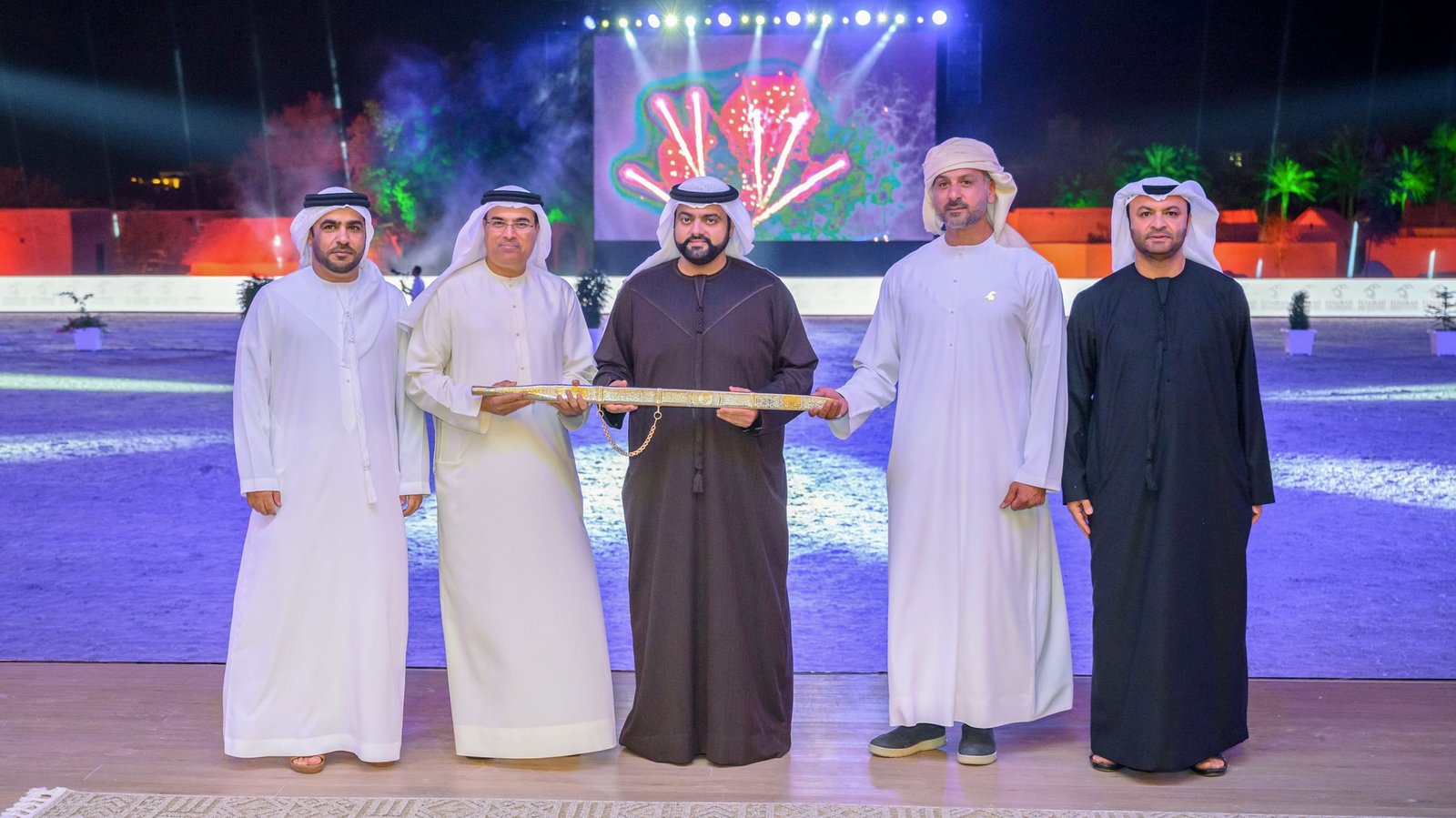 مربط دبي يتألق بثلاثية ذهبية في ختام بطولة الفجيرة الدولية للخيل العربي 1 مربط دبي يتألق بثلاثية ذهبية في ختام بطولة الفجيرة الدولية للخيل العربي