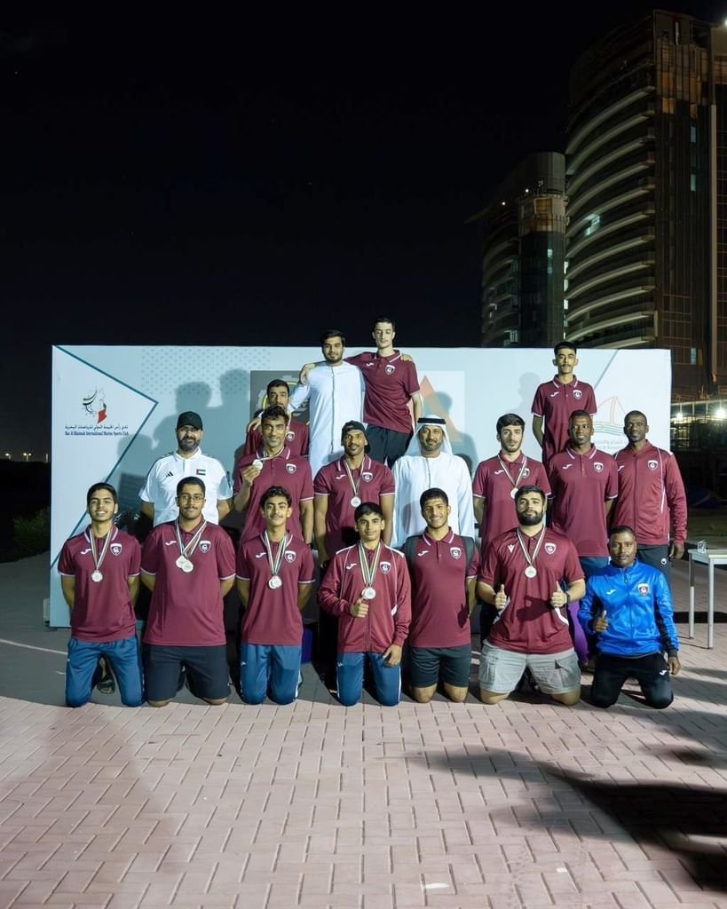 12ميدالية ملونة لتجديف الحمرية في بطولة الإمارات