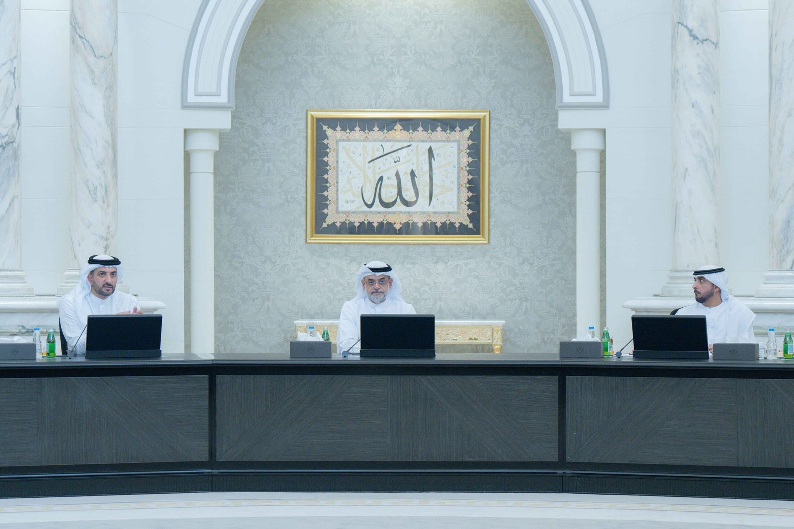 ولي عهد الشارقة يترأس اجتماع المجلس التنفيذي