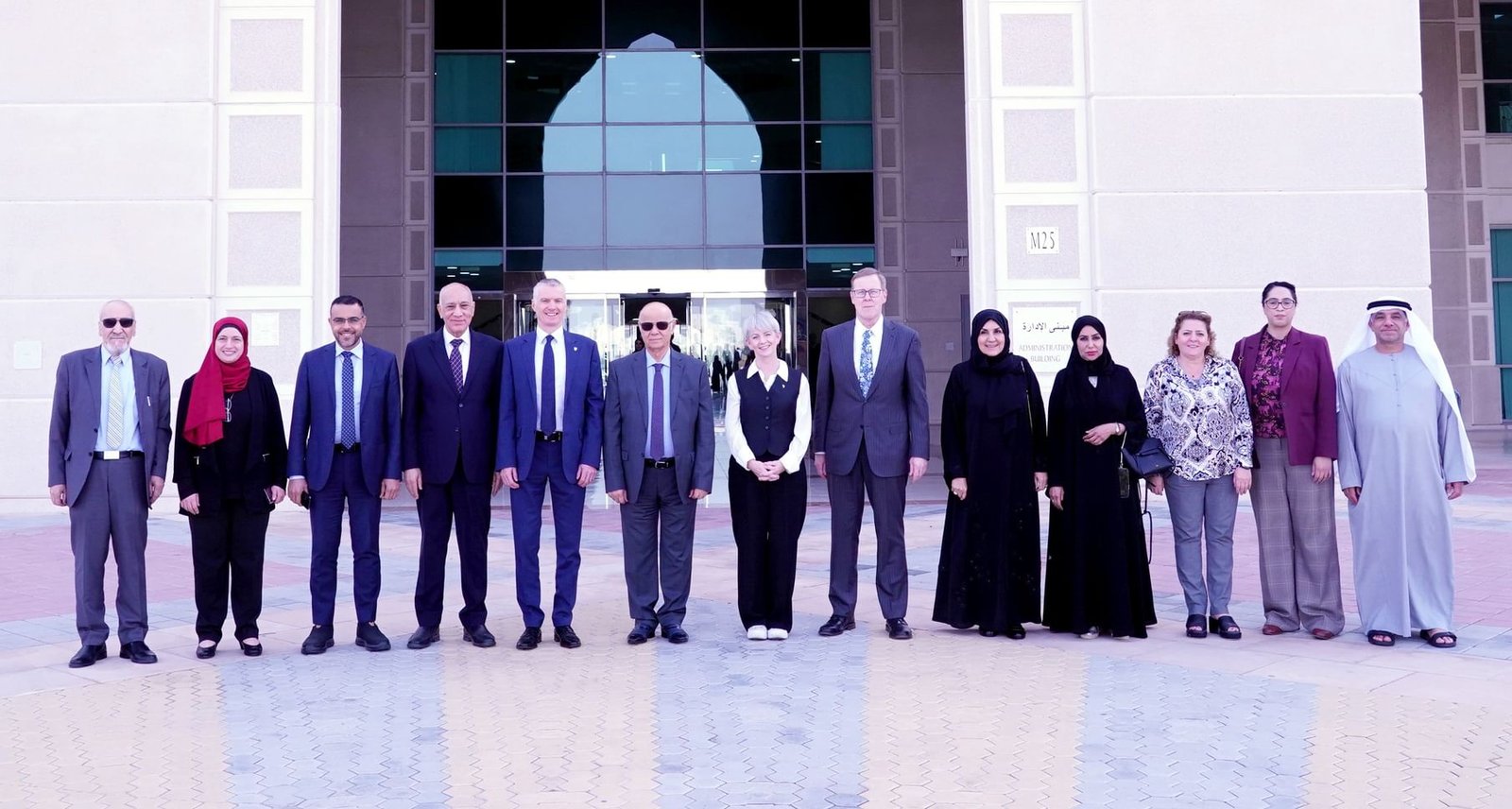 جامعتا الشارقة وليفربول تعززان التعاون الأكاديمي والبحثي 1 جامعتا الشارقة وليفربول تعززان التعاون الأكاديمي والبحثي