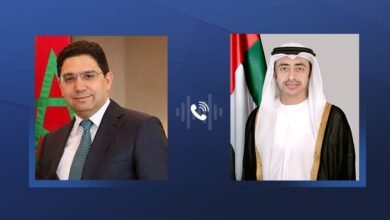 عبدالله بن زايد ووزير خارجية المغرب يبحثان هاتفيا تطورات الأوضاع في المنطقة