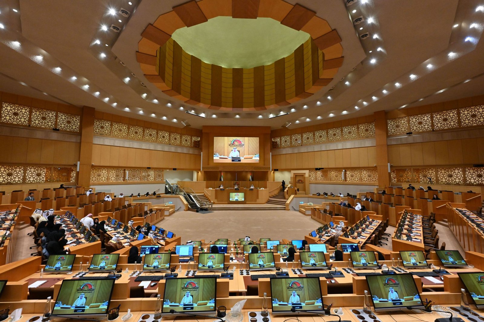 "الوطني الاتحادي " يؤكد أهمية مراجعة التشريعات ذات العلاقة بحماية البيانات