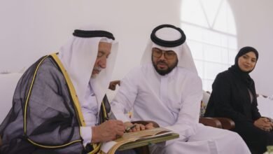 حاكم الشارقة يتفقد مزرعة القمح في مليحة