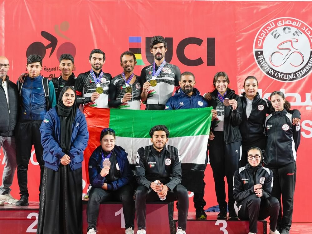 9 ميداليات لدراجات الإمارات في انطلاقة البطولة العربية للمضمار بمصر