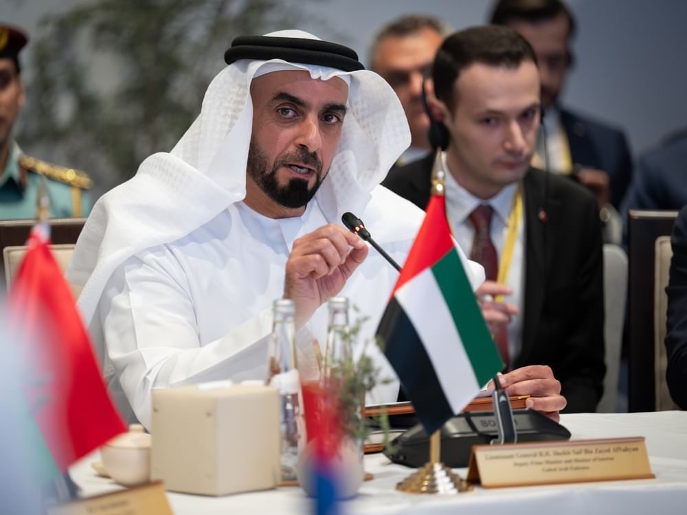 سيف بن زايد يشهد انطلاق أعمال القمة العالمية "نحن نحمي"