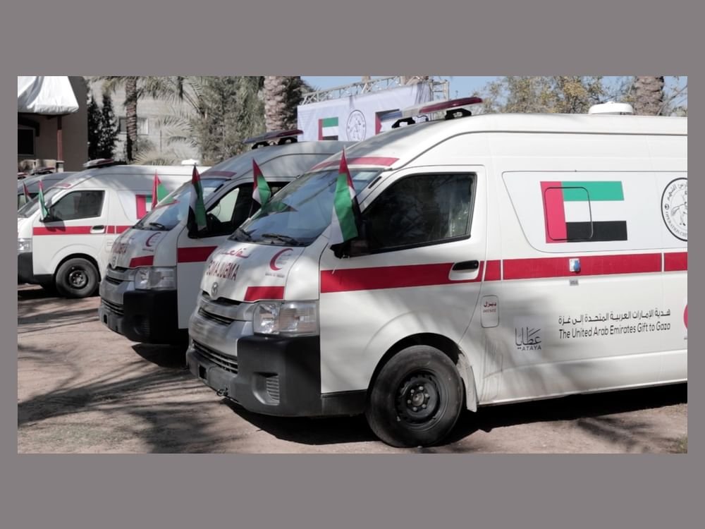 الإمارات تسلم مستشفيات غزة سيارات إسعاف حديثة ضمن عملية “الفارس الشهم 3”
