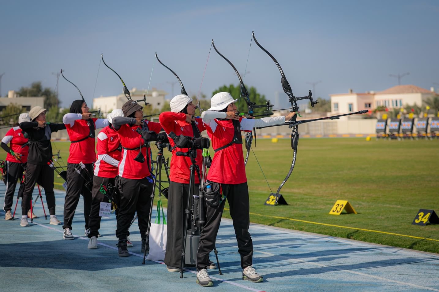"الشارقة الرياضي للمرأة" يسجل إنجازات لافتة في دوري الإمارات للقوس و السهم