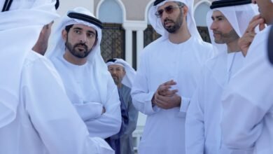 حمدان بن محمد يلتقي أعيان البلاد والوزراء وكبار المسؤولين