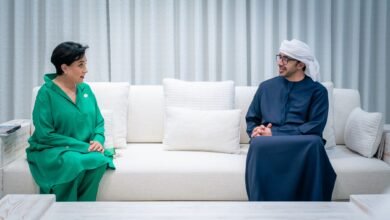 عبدالله بن زايد يستقبل وزيرة خارجية الإكوادور