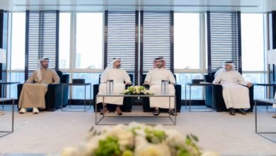 سلطان بن أحمد القاسمي يستقبل وفد "إي آند الإمارات"