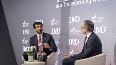 جناح الإمارات في "دافوس 2025" يستضيف جلسة حول التنافسية العالمية