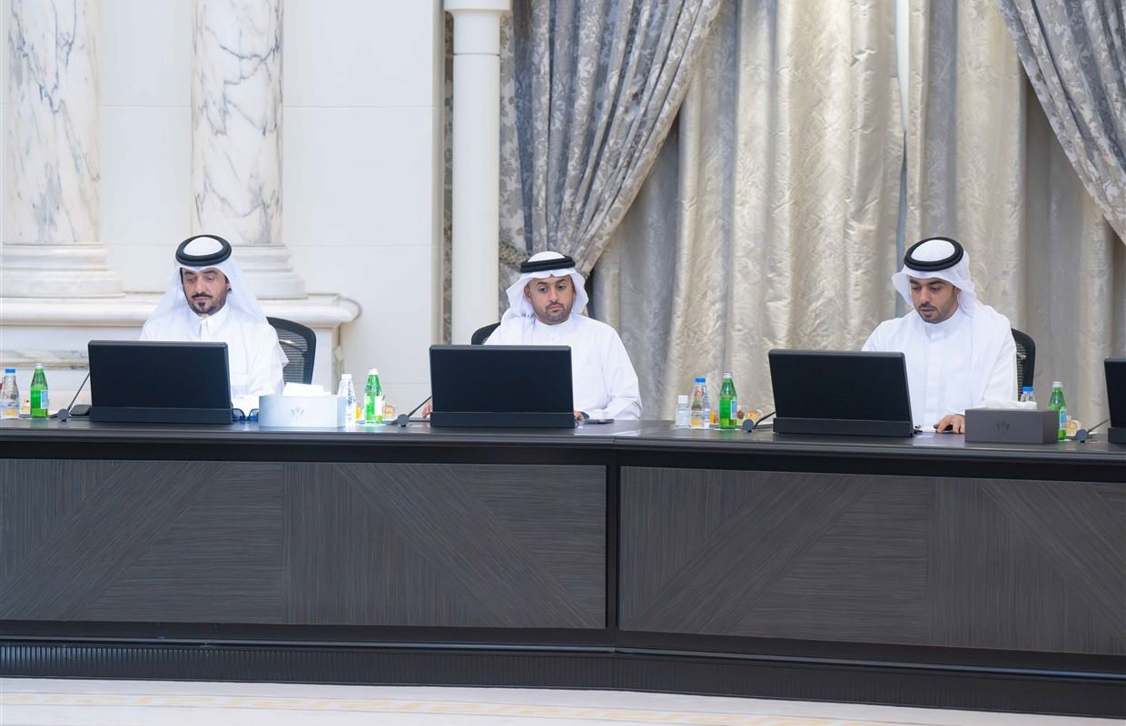 ولي عهد الشارقة يترأس اجتماع المجلس التنفيذي