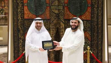 وفد قطري يطلع على ركائز مجمع القرآن الكريم بالشارقة