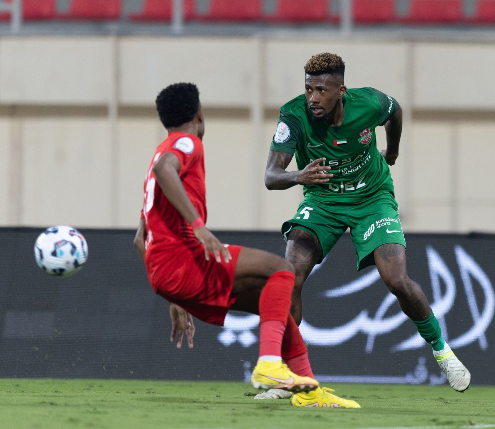 فوز شباب الأهلي على البطائح في دوري أدنوك للمحترفين