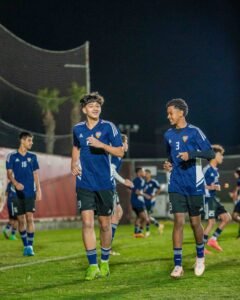 أبيض الناشئين مواليد 2009 يتدرب في الفجيرة