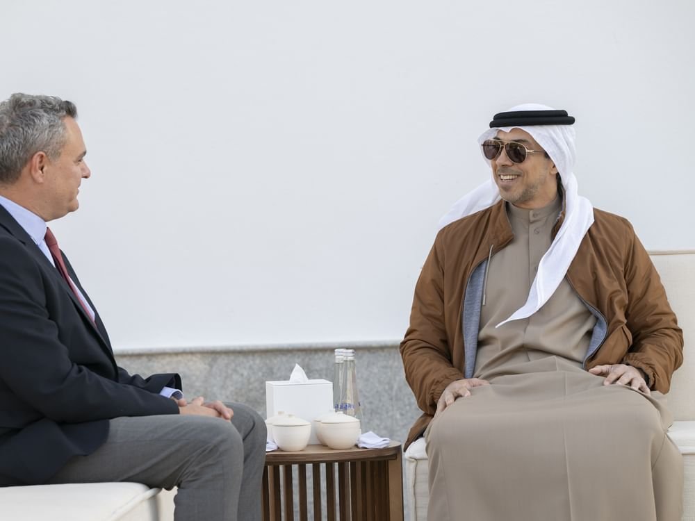 منصور بن زايد يستقبل السفير التركي لدى الدولة