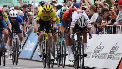 "الإمارات للدراجات" يحرز المركز الثاني في طواف " داون أندر"