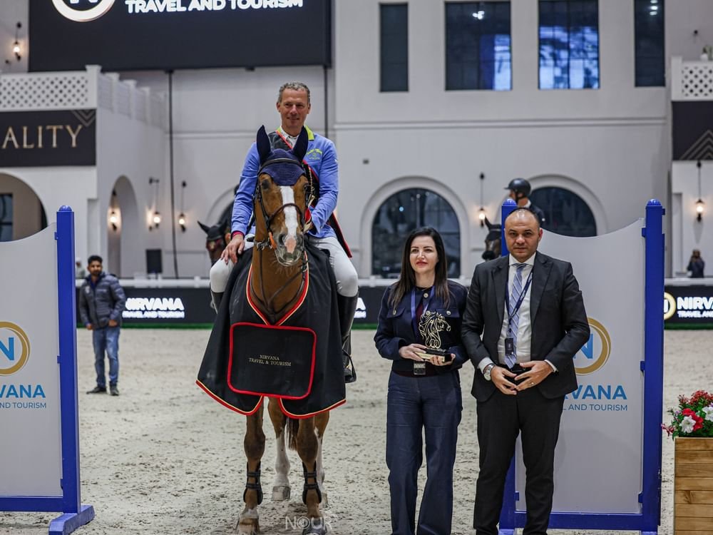 الكربي والظاهري يتصدران فئة النجمتين في "دولية الشراع"