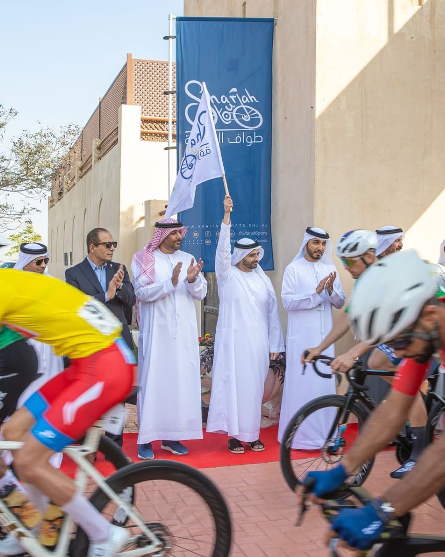 تتويج الفائزين بطواف الشارقة الدولي الـ10للدراجات الهوائية