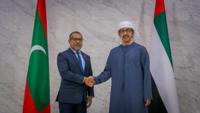 عبدالله بن زايد يستقبل وزير خارجية المالديف ويبحثان تعزيز العلاقات الثنائية