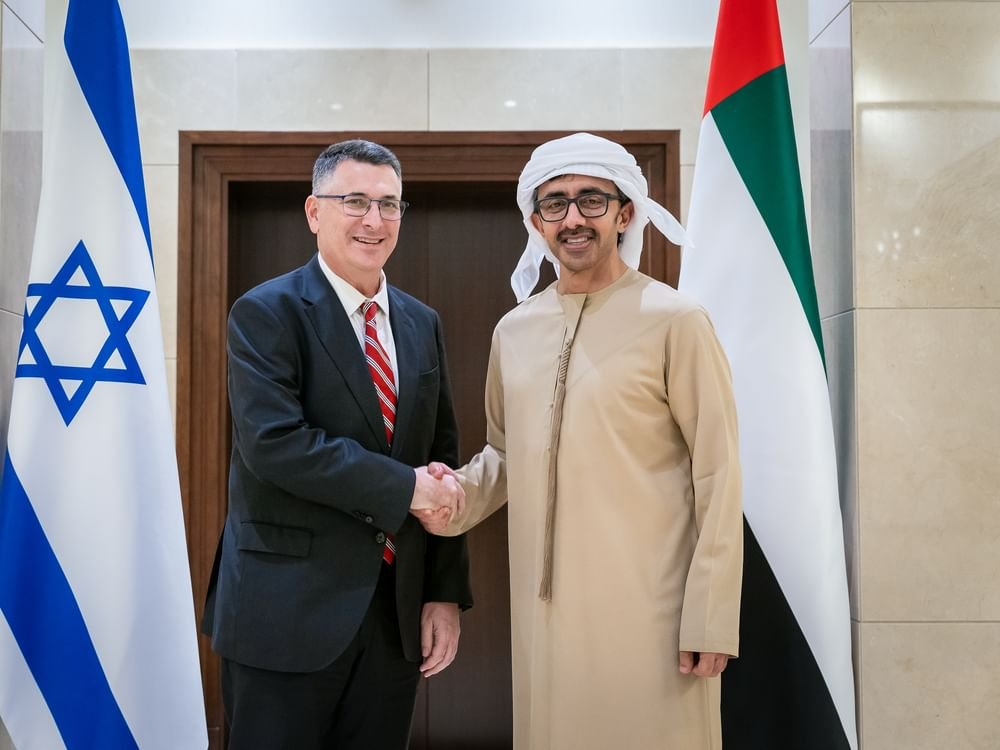 عبدالله بن زايد يستقبل وزير خارجية إسرائيل