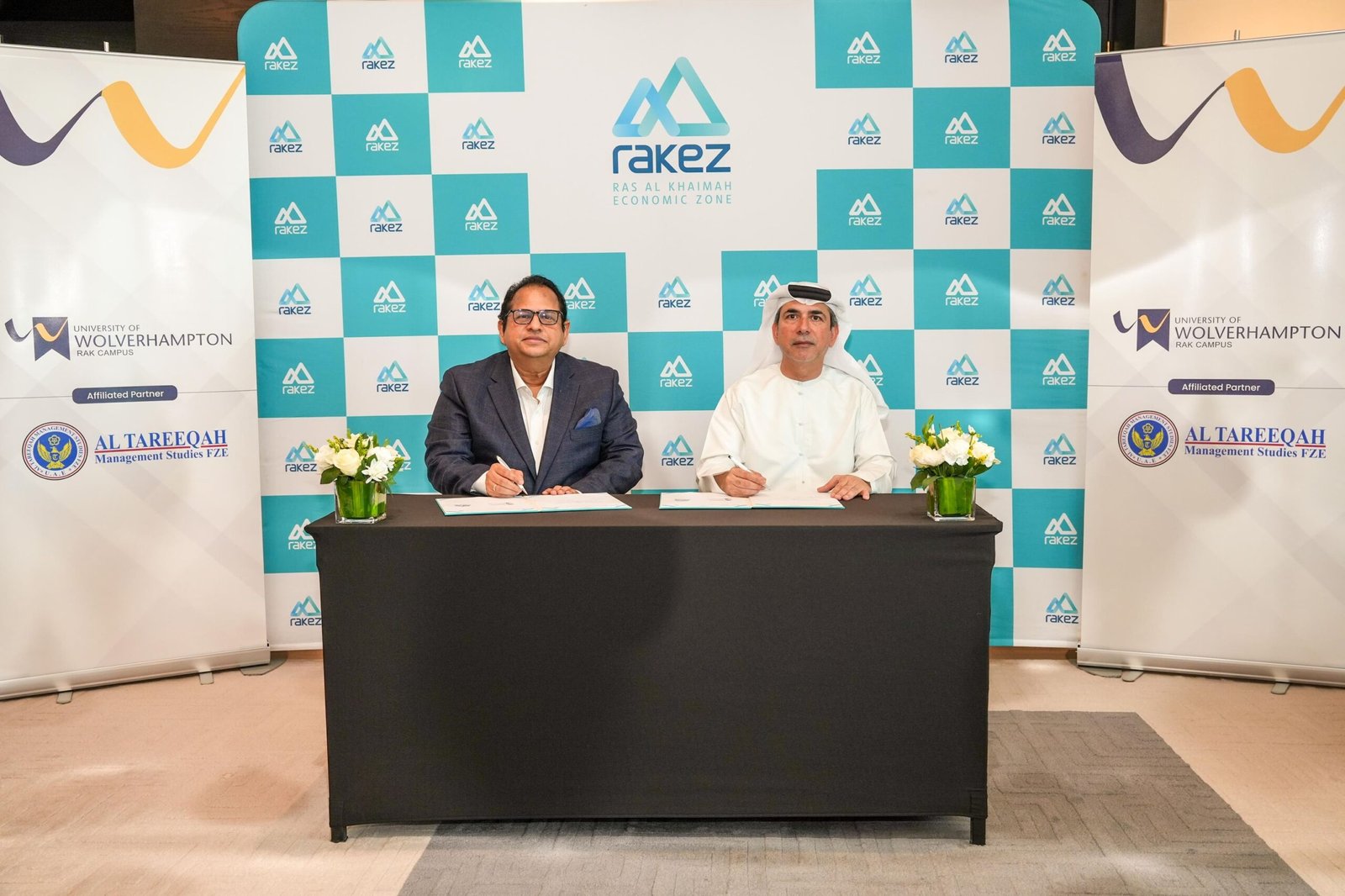 "إيه تي إم إس" تستثمر 100 مليون درهم لتطوير حرم جامعة ولفرهامبتون الجديد برأس الخيمة